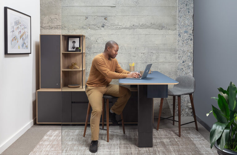 Tia Office