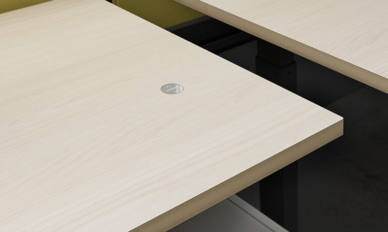 Bahn Desk