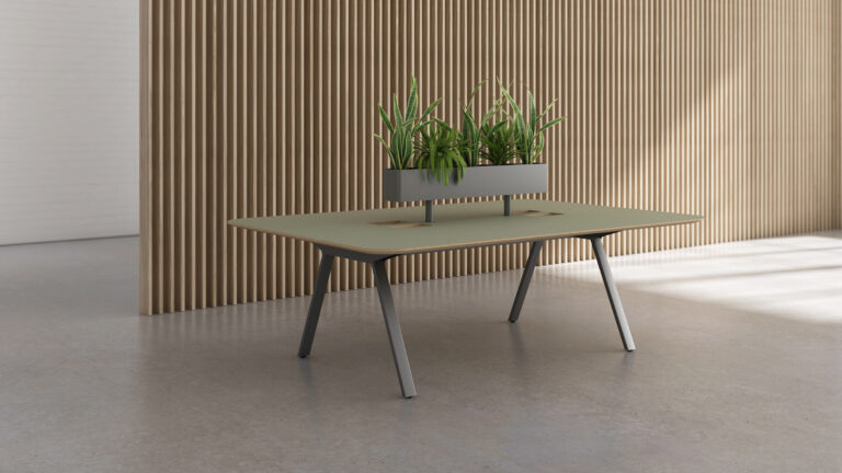 Tonic Work Table