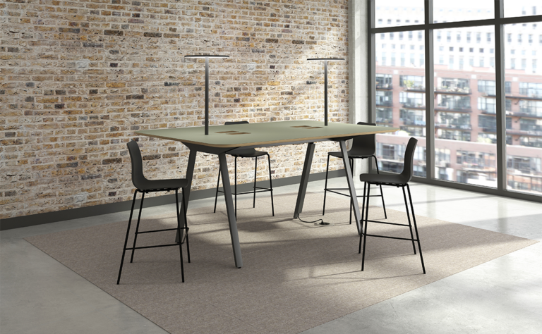 Tonic Work Table